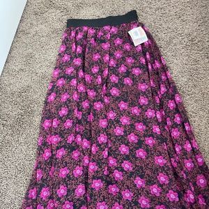 LuLaRoe Lucy Maxi Chiffon Skirt Black w/Purple Cherry Blossom Flowers 🌸🖤💜🩷🌸